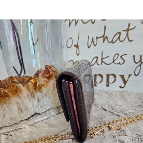 AUTHENTIC GUCCI WALLET - Picture 4 of 8